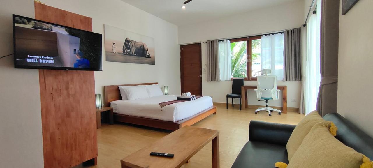 Le Grand Bleu Hotel Wok Tum Ngoại thất bức ảnh